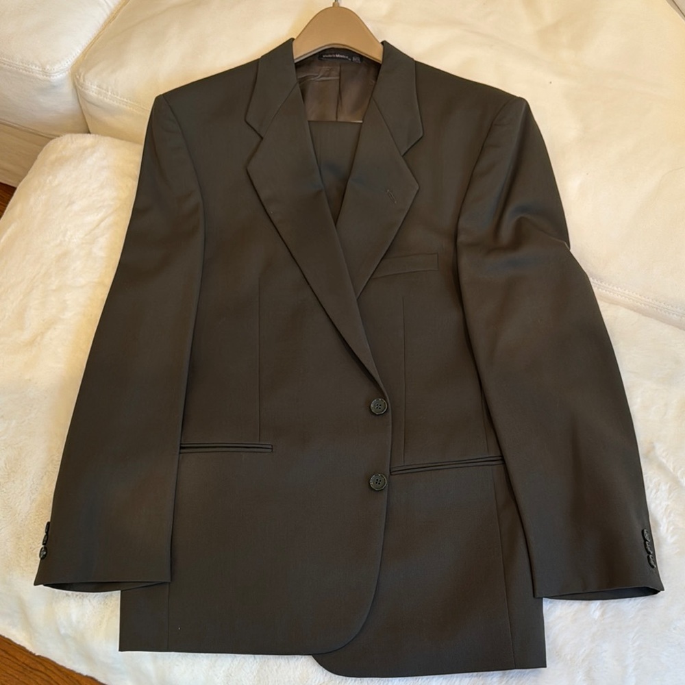 Andrew Fezza Olive Suit